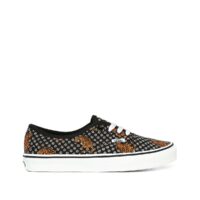 Baskets UA Authentic Noir Vans