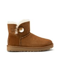 Boots en croûte de cuir vachette talon plat Gris ou Noir ou Chataigne Ugg