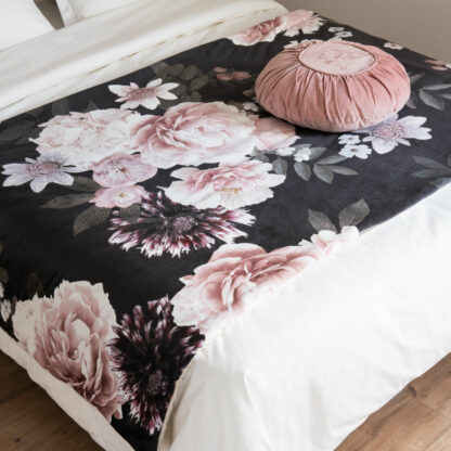 Boutis en coton rose et noir motif floral 100x200 Maisons du Monde