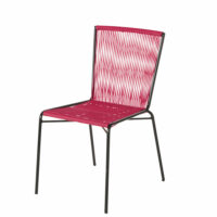 Chaise de jardin en résine fuchsia et métal noir Bogota Maisons du Monde