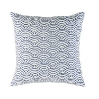 Coussin d'extérieur blanc motifs graphiques bleus 45x45 Maisons du Monde