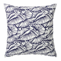 Coussin d'extérieur en coton blanc imprimé feuillage bleu marine 45x45 Maisons du Monde