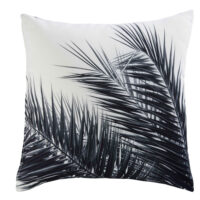 Coussin en tissu noir et blanc imprimé palmier 45x45 AROHA Maisons du Monde