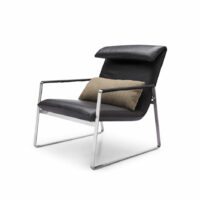 Fauteuil en cuir noir et métal chromé Milio Maisons du Monde