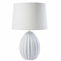 Lampe blanche striée effet vieilli et abat-jour crème Maisons du Monde