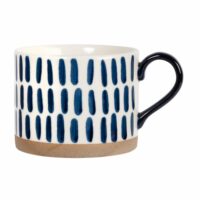 Mug en faïence blanche motifs traits bleus Maisons du Monde