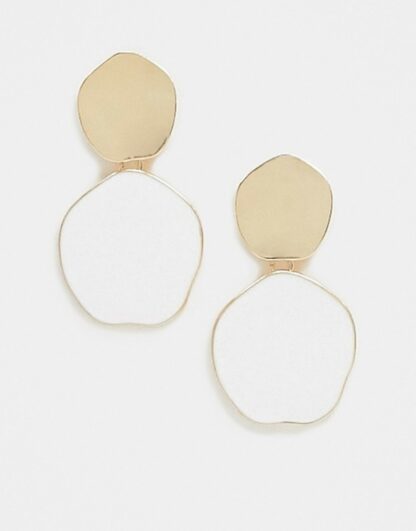 Accessorize - Boucles d'oreilles disques avec pendant blanc et clou doré - Exclusivité Asos
