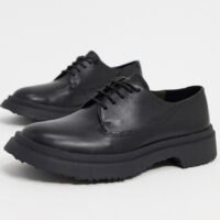 Camper - Chaussures plates chunky lacées en cuir - Noir Asos