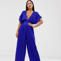 Flounce London Tall - Combinaison en satin avec décolleté plongeant - Cobalt-Bleu Asos