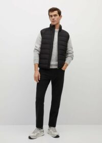 Gilet matelassé ultraléger Nouvelle collection MANGO MAN