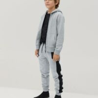 Jogger coton bio bandes latérales Nouvelle collection MANGO KIDS