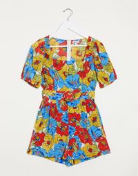 Neon Rose - Combishort à fleurs style vintage avec manches bouffantes et ceinture-Rouge Asos