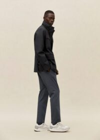 Pantalon slim-fit tissu technique Nouvelle collection MANGO MAN