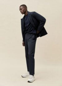 Pantalon slim-fit tissu technique Nouvelle collection MANGO MAN