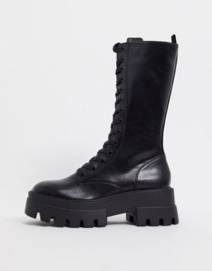 Pull&Bear - Bottes à lacets avec semelle crantée - Noir Asos