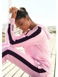 Bench. T-shirt en sweat à capuche longueur mini - Bench LM - Rose