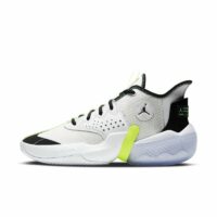 Chaussure de basketball Jordan React Elevation pour Homme - Blanc Nike