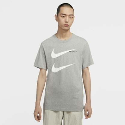 Tee-shirt Nike Sportswear Swoosh pour Homme - Gris Nike