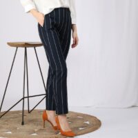 Pantalon rayé taille élastique poches et pinces dos femme - Rayé Bleu Marine