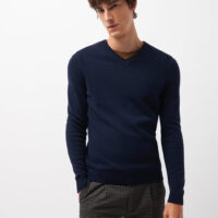 Pull col V en laine d'agneau Bleu Devred 1902