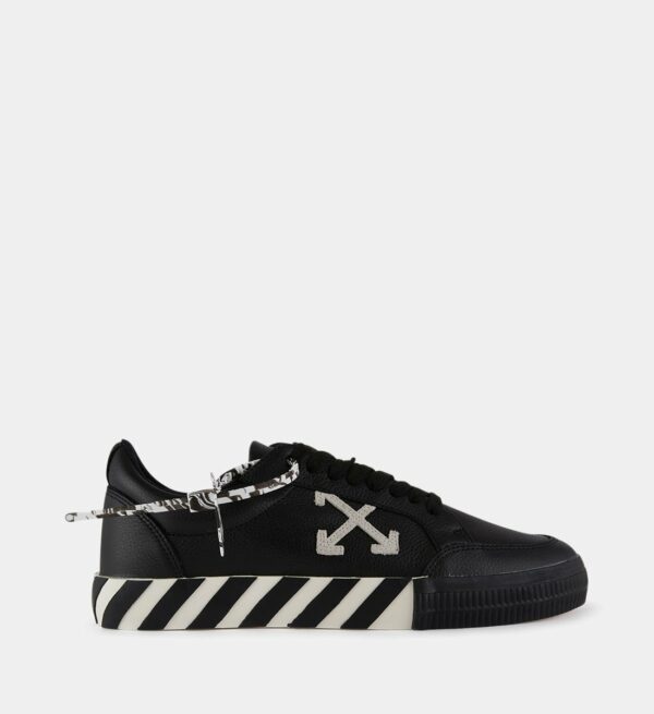 Baskets basses Vulcanized cuir Noir Off White