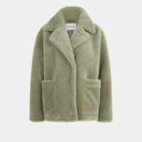 Manteau Marina court ample effet fourrure teddy bear Vert Stand Studio