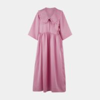 Robe portefeuille satinée longue col mousquetaire Rose Ganni