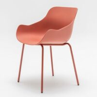 Chaise en polypropylène avec accoudoirs - Mdd