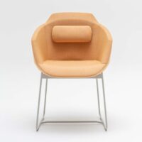 Chaise luge rembourrée en tissu avec accoudoirs - Mdd