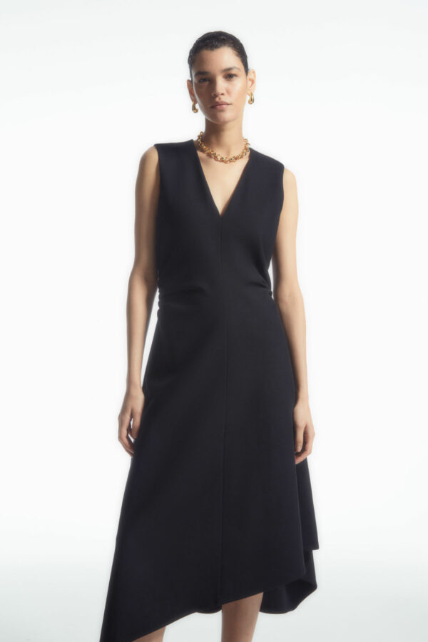 ROBE MIDI ASYMÉTRIQUE FRONCÉE - NOIR - COS